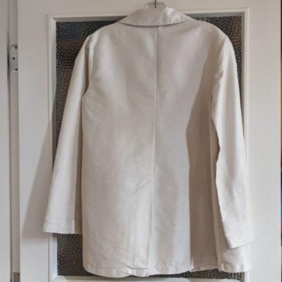 Lustrous Chic Swing Coat Light Jacket A-line shape, Pointed Collar, Tan - Picture 9 of 15